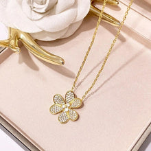 Load image into Gallery viewer, LISM's own design of copper inlaid zircon petals, ladies luxury high