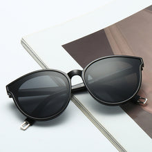 Load image into Gallery viewer, Retro Cat Eye Sunglasses Luxury Coating Mirror Round Sun