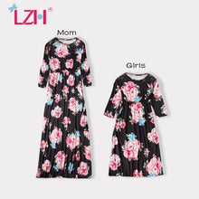 Load image into Gallery viewer, Autumn Mommy And Me Clothes Sweet Printing Dresses For Girls Woman