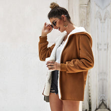 Load image into Gallery viewer, Vintage Velvet Liner Thicken Hooded