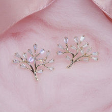 Load image into Gallery viewer, Lexie Ins Hot Sale Fashion Transparent Crystal Tree Leaf Earring for