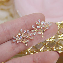 Load image into Gallery viewer, Lexie Ins Hot Sale Fashion Transparent Crystal Tree Leaf Earring for