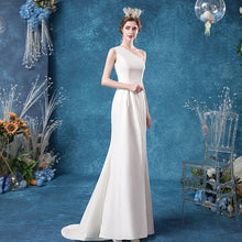 Load image into Gallery viewer, Luxury White Evening Dress Strapless Illusion Sleeveless One Shoulder