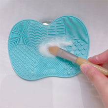 Load image into Gallery viewer, Makeup Brush Cleaner Pad Newest Silicone Brush Cleaner