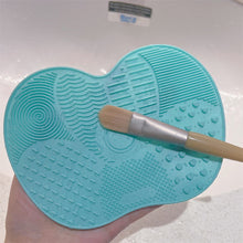 Load image into Gallery viewer, Makeup Brush Cleaner Pad Newest Silicone Brush Cleaner