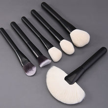 Load image into Gallery viewer, Makeup Brushes Set Kit Professional Brand Super Soft Animal Hair Bling