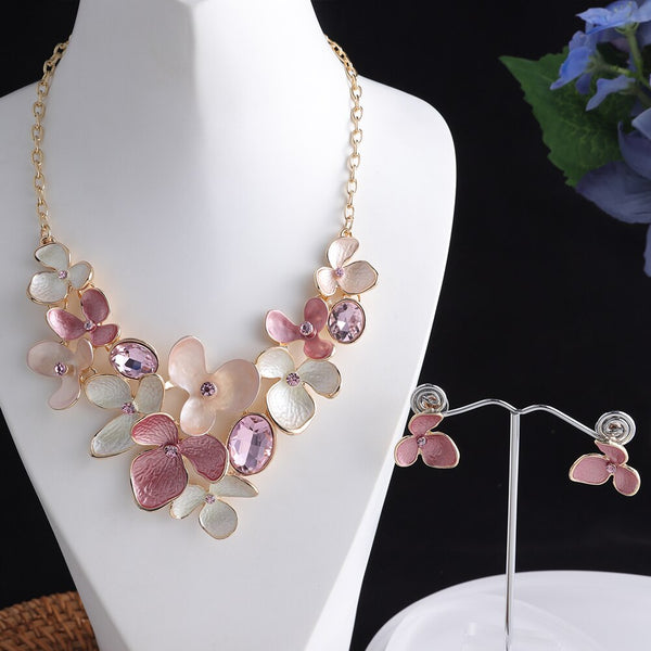 Fashion Crystal Flower Necklace