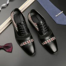 Load image into Gallery viewer, Men&#39;s Brogue Shoes Brown Black Patchwork Fabric Business Lace-up