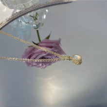 Load image into Gallery viewer, Moonlight stone necklace female ins niche design feeling wind