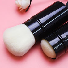 Load image into Gallery viewer, Make Up Brush Foundation Brush