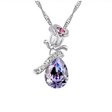 Load image into Gallery viewer, New Crystal Jewelry Valentine's Day Gift Rose Crystal Pendant Necklace
