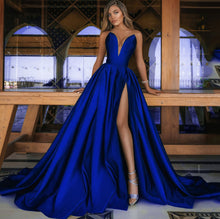 Load image into Gallery viewer, New Elegant Woman Evening Gown Plus size slim printed long evening