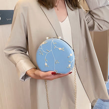 Load image into Gallery viewer, New Embroidery Flowers Design Women Flap Clutch Evening Bags Gold