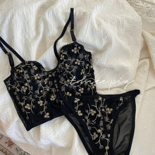 Load image into Gallery viewer, New Embroidery Lace Flowers  French Underwear Sexy Body Shaping Push