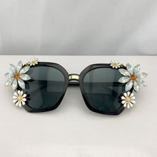 Load image into Gallery viewer, New Fashion Rhinestone Crystal Sunglasses Retro