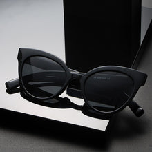 Load image into Gallery viewer, New Retro Fashion Cat Eye Frame Sunshade Anti-ultraviolet