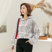Load image into Gallery viewer, Loose Casual Long Sleeve Turn down Collar