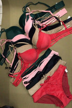 Load image into Gallery viewer, New ladies velvet sexy bra set Gather push up, stylish, comfortable,