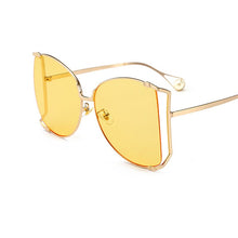 Load image into Gallery viewer, Oversized D Square Sunglasses Cat Eye Clear