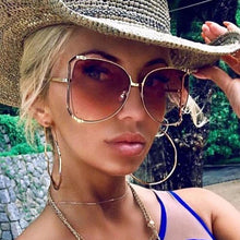 Load image into Gallery viewer, Oversized D Square Sunglasses Cat Eye Clear