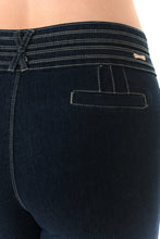 Load image into Gallery viewer, Pasion Jeans - Plus Size - HW - N618