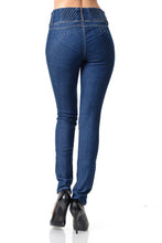 Load image into Gallery viewer, Pasion Women&#39;s Jeans - Push Up -  Style G518