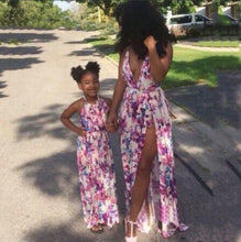 Load image into Gallery viewer, Floral Girl Women Dress Summer Beach Mother Daughter Dresses