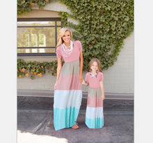 Load image into Gallery viewer, Girl Women Dress Maxi Summer Beach Mother Daughter Dresses Family