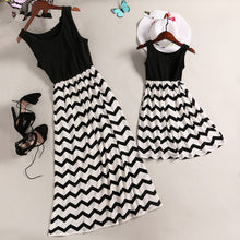 Load image into Gallery viewer, Striped Girl Women Dress Sundress Mother Daughter dresses Wedding
