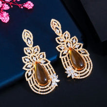 Load image into Gallery viewer, Pera Vintage Champagne Cubic Zirconia Yellow Gold Long Big Water Drop