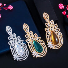 Load image into Gallery viewer, Pera Vintage Champagne Cubic Zirconia Yellow Gold Long Big Water Drop