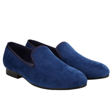 Load image into Gallery viewer, Silk Velvet Men Loafers