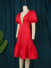 Load image into Gallery viewer, Elegant Half Sleeve Midi Deep Neck Dress