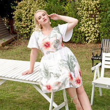 Load image into Gallery viewer, Women Dress Fresh and Sweet Floral Printed
