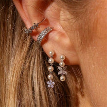 Load image into Gallery viewer, Punk Earrings Set For Women Trendy Girls Simple Butterfly Crystal Ear