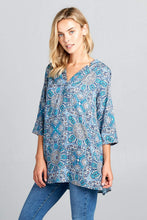 Load image into Gallery viewer, 3/4 SLEEVE PRINT V-NECK TUNIC