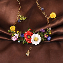 Load image into Gallery viewer, Red Flower White Daisy Necklace Ladybug Branch Necklaces Gold Plated