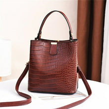 Load image into Gallery viewer, Retro Alligator Bucket Bags Women Crocodile Pattern Handbag Casual