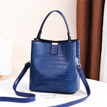 Load image into Gallery viewer, Retro Alligator Bucket Bags Women Crocodile Pattern Handbag Casual