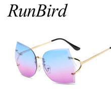 Load image into Gallery viewer, Luxury Designer Transparent Sunglasses