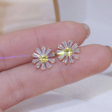 Load image into Gallery viewer, S925 Silver Needle Exquisite Bling Crystal Daisy Earrings for Women