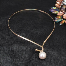 Load image into Gallery viewer, Alloy Torques Simulated Pearl Pendants Necklaces For Women - Sophornlilly