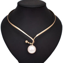 Load image into Gallery viewer, Alloy Torques Simulated Pearl Pendants Necklaces For Women - Sophornlilly