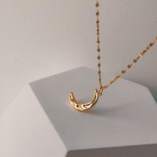 Load image into Gallery viewer, Necklace Moon Pendant Necklace Are Fashionable Retro - Sophornlilly