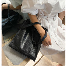 Load image into Gallery viewer, Fashion Casual Tote Bag