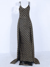 Load image into Gallery viewer, Sexy Sequined Mermaid Evening Dresses V Neck Sleeveless Muslim Open