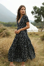 Load image into Gallery viewer, Short Sleeve Dress Maxi Boho Floral White - Sophornlilly