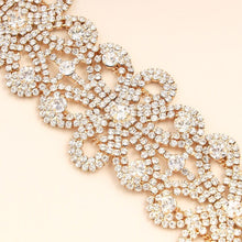 Load image into Gallery viewer, One Piece Luxurious Gold Crystal Choker Necklace for Women - Sophornlilly