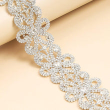 Load image into Gallery viewer, One Piece Luxurious Gold Crystal Choker Necklace for Women - Sophornlilly