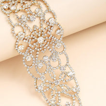 Load image into Gallery viewer, Sindlan One Piece Sexy Gold Chain Flower Crystal Necklace for Women - Sophornlilly